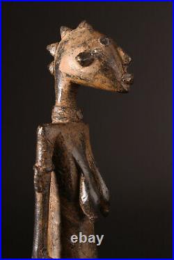 11803 Dogon Figure en Bronze Mali Perdu Forme