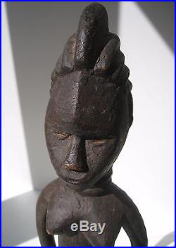 ANCIENNE GRANDE STATUE CULTUELLE. Ethnie Mende. Liberia. ART AFRICAIN