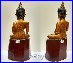 Ancien Bouddha en bois laqué doré Lan Na Lanna Thaïlande 18e