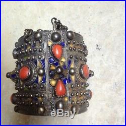 Ancien bracelet berbere kabyle argent et corail émaux