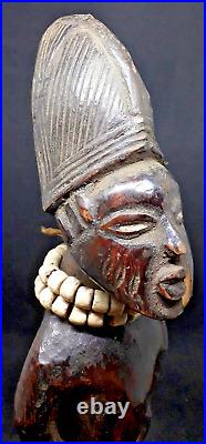 Antique YORUBA Standing Figure NIGERIA age unknown
