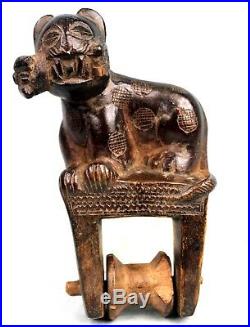 Art Africain Ancien Etrier de Poulie Baoulé Heddle Pulley Lion 14,2 Cms
