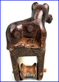 Art Africain Ancien Etrier de Poulie Baoulé Heddle Pulley Lion 14,2 Cms
