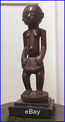 Art Africain Primitif Ancien Statuette TABWA Figure Bois Zaïre RD Congo Socle