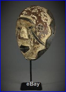 Art Africain ancien masque IGBO Nigéria bicolore kaolin marques tribales croix