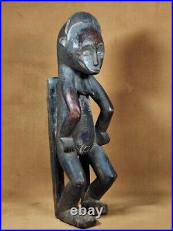 Art africain. Ancienne statuette. Ethnie Mbole. R. D. CONGO. Afrique