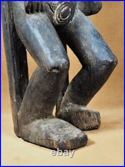 Art africain. Ancienne statuette. Ethnie Mbole. R. D. CONGO. Afrique