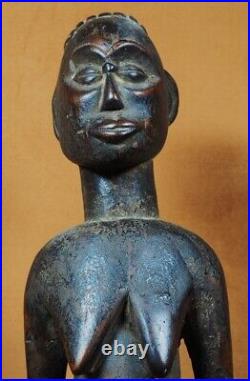 Art africain. Statuette de fécondité 57 cm. Ethnie Mossi. Burkina Faso. Afrique