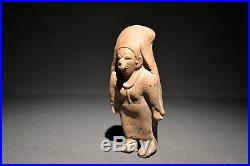 Art précolombien Statuette prêtresse / Culture Jama Coaque 500 av 500 ap JC