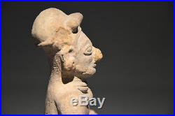Art précolombien / Statuette terre cuite Culture Jama-Coaque 300 av 200 ap JC