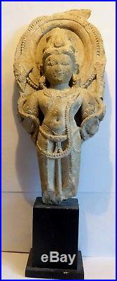 Bas Relief Vishnu Sculpte En Pierre Inde 400/900 Ad India Sandstone Sculpture