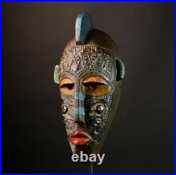 Beau masque africain LWALWA Lwalu Congo Afrique décor tribal de collection