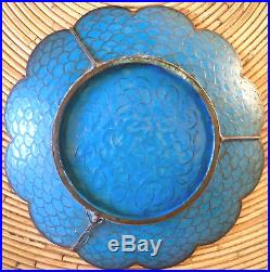 Beau plat ancien en bronze & émaux cloisonnés à bord polylobé, diamètre 31 cm