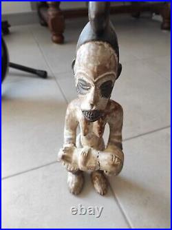 Belle Statue Igbo Fétiche Maternité Femme avec enfant