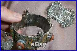 Bijoux argent massif Afrique du Nord broche & bracelet berbère émail & corail