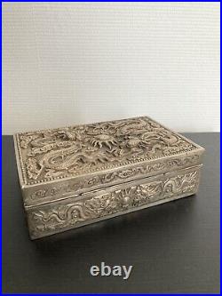 Boite en Argent bas titre Vietnam Dragon soleil Box Silver 290 Grammes