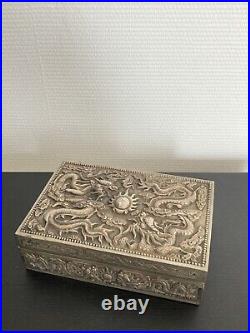 Boite en Argent bas titre Vietnam Dragon soleil Box Silver 290 Grammes