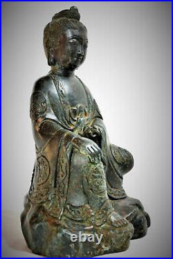 Bouddha Guan Yin en bronze symboles sceau Chine Buddha chinese antique H27,5cm