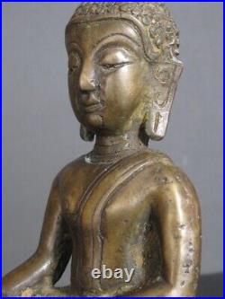 Bouddha en Bronze, Laos