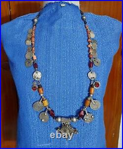 Collier Berbere Avec Pieces Argent, Corail, Verre Maroc