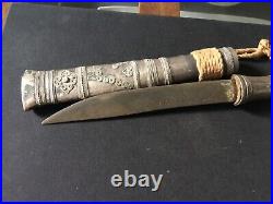 Couteau Ancien Fin XIX Eme Avec Son Étui Richement Décoré Origine Birmanie