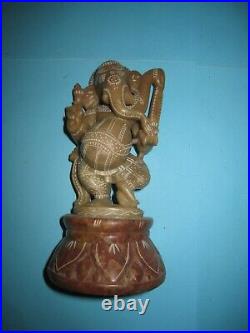 Dieu Ganesh en marbre sculté origine indes N°B36