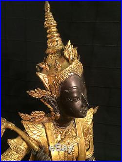 Divinité ancienne, statue en bronze à double patines de 36 cm de haut