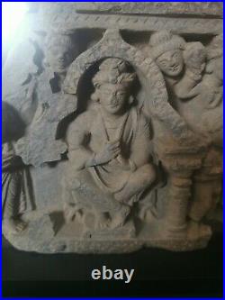 Gandhara IIème-IVème Siècle Sculpture, Stèle en schiste Matreya Bouddha