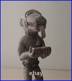 Gbekre figure Baoule de singe mendiant art tribal