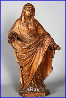 Grande sculpture de Sainte, du 18éme siécle, en bois de Noyer, haut 56 cm