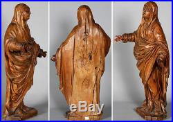 Grande sculpture de Sainte, du 18éme siécle, en bois de Noyer, haut 56 cm