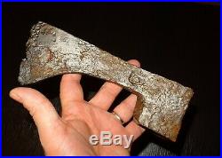 HACHE MEDIEVALE 10° S. AP. J. C. 10th/12TH AD ANCIENT MEDIEVAL BATTLE AXEHEAD