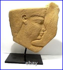 Important Relief Egyptien En Gres Pharaon Epoque Ptolemaique 332/30 Avt J. C