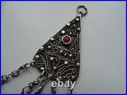 Large pendentif ethnique Amazigh Tunisia argent massif corail poinçons