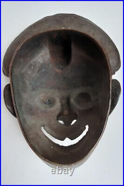 MAS44 SUPERBE MASQUE en BRONZE de FORGERON BAMOUN du CAMEROUN 1925 ARTS PREMIERS