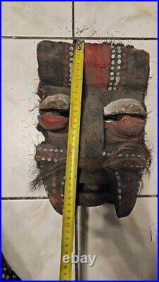 Masque africain Art Tribal 29cm X 19cm X 11cm