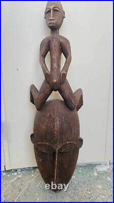 Masque africain Art Tribal 68cm X 12cm X 17cm