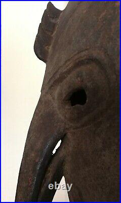Masque de case au long nez du Bas-Sépik (Nlle-Guinée) Belle patine