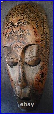 Masque de l'Ile de Lombok Moluques Moluccas Indonésie bois lourd 50cm Tribal Art