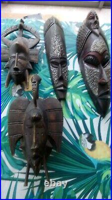 Masques africains anciens LOT DE 4 PIECES trés bon état