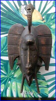 Masques africains anciens LOT DE 4 PIECES trés bon état