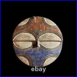 Masques africains antiques visage tribal bois vintage et sculpté à la main