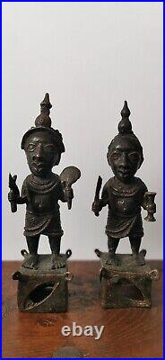 Paire De Statuettes Gardes Du Palais Du Benin