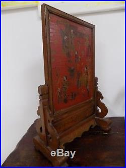 Peinture laquée rouge & calligrafie sur bois avec support Chine XIX ème Muséale