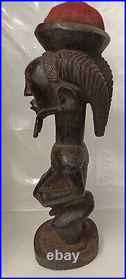 RD. Congo Statuette fétiche Kussu Belle patine, bois dur, milieu du XX kam