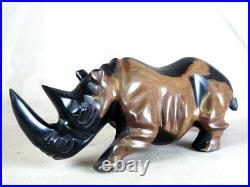 Rhinocéros en ébène royal