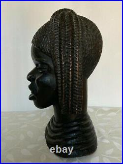 SERI, sculpture grande tête africaine en bois massif noirci XXème