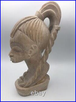 STATUE Sculpture Tête De Femme Africaine En PIERRE Beige, XXème, Signé 31 cm