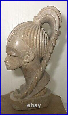 STATUE Sculpture Tête De Femme Africaine En PIERRE Beige, XXème, Signé 31 cm