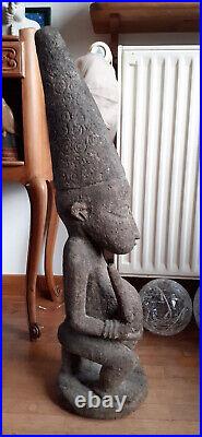 Statue africaine bamoun ancienne
